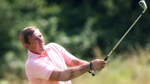 Když veterán Premier League porazí na golfovém hřišti vítěze Ligy mistrů