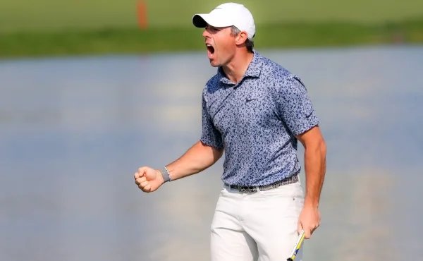 McIlroy sedmkrát ovládl Race to Dubai. Teď jde po Montgomeryho rekordu
