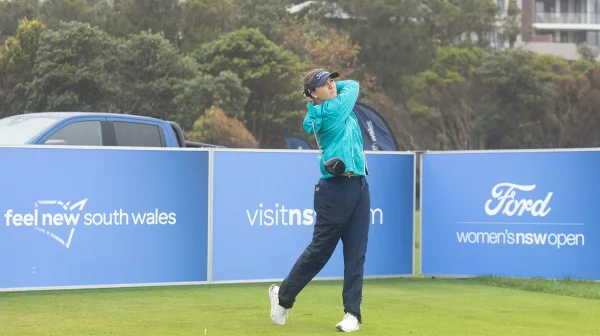 České golfistky v Austrálii excelují. Kousková nyní na 11. místě, Macková na 19.