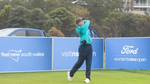 České golfistky v Austrálii excelují. Kousková nyní na 11. místě, Macková na 19.