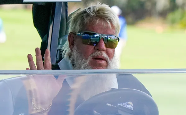Bouřlivák John Daly má jasno, Scottieho dva majory jsou víc než Roryho Masters