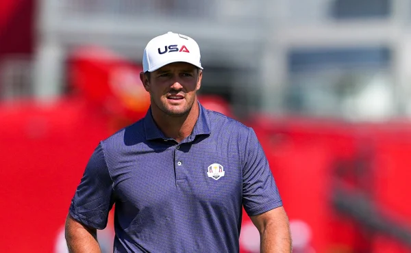 Dokážete na 5 paru pokazit odpal a přesto zahrát birdie? DeChamber ano!