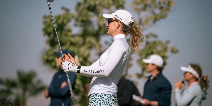 Macková při své premiéře skvělé 8. místo, Kousková prošla ve Wollongongu cutem.