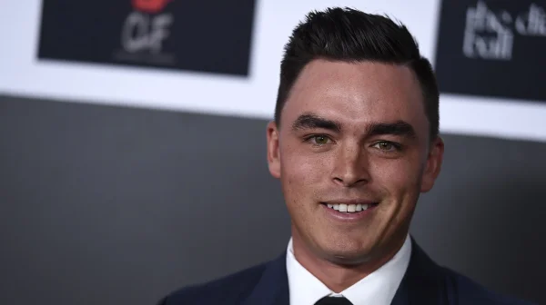Co mají společného golfista Rickie Fowler a Leonardo DiCaprio?