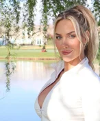 Golfová královna Instagramu Paige Spiranac svým novým videem opět láme rekordy