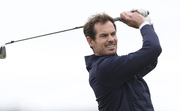 Tenisová legenda Andy Murray šokuje, plánuje kariéru golfového nosiče holí