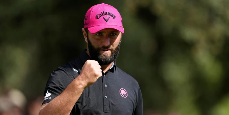 Jon Rahm zaplatil tryskáč a pomohl sedmi hráčům LIV dostat se z uzavřené Dubaje