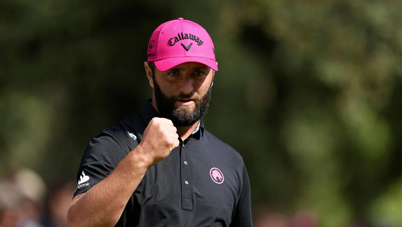 Jon Rahm zaplatil tryskáč a pomohl sedmi hráčům LIV dostat se z uzavřené Dubaje