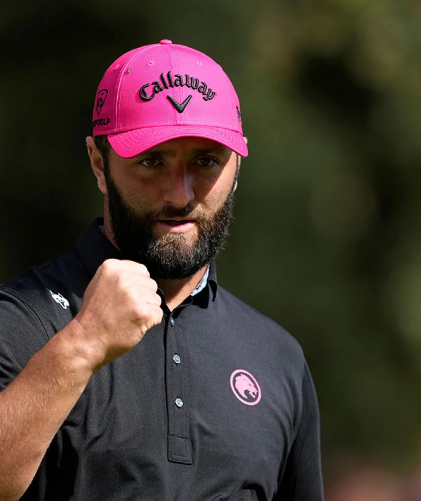 Jon Rahm zaplatil tryskáč a pomohl sedmi hráčům LIV dostat se z uzavřené Dubaje