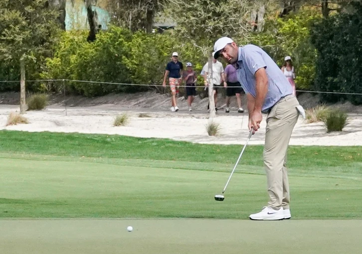 Video: Mrtvé greeny na Arnold Palmeru dohánějí profesionály k šílenství