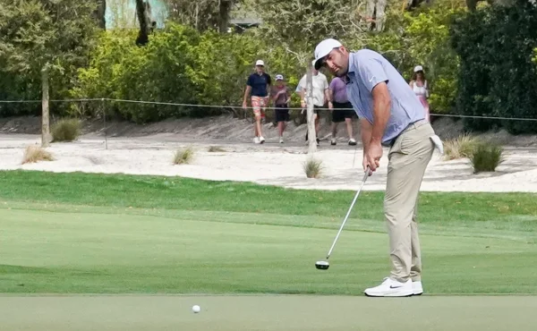 Video: Mrtvé greeny na Arnold Palmeru dohánějí profesionály k šílenství