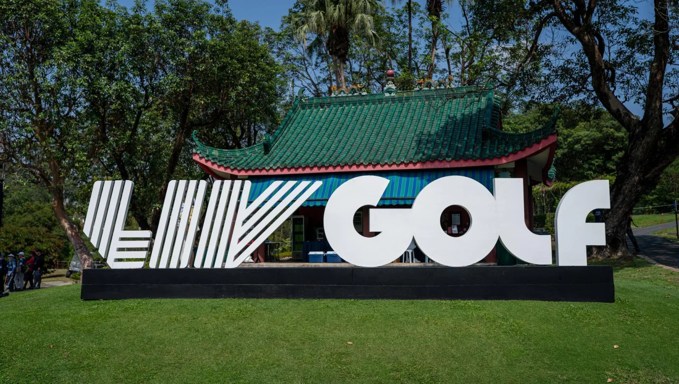 Golfovým světem otřásají zprávy o hluboké krizi rebelské série LIV Golf