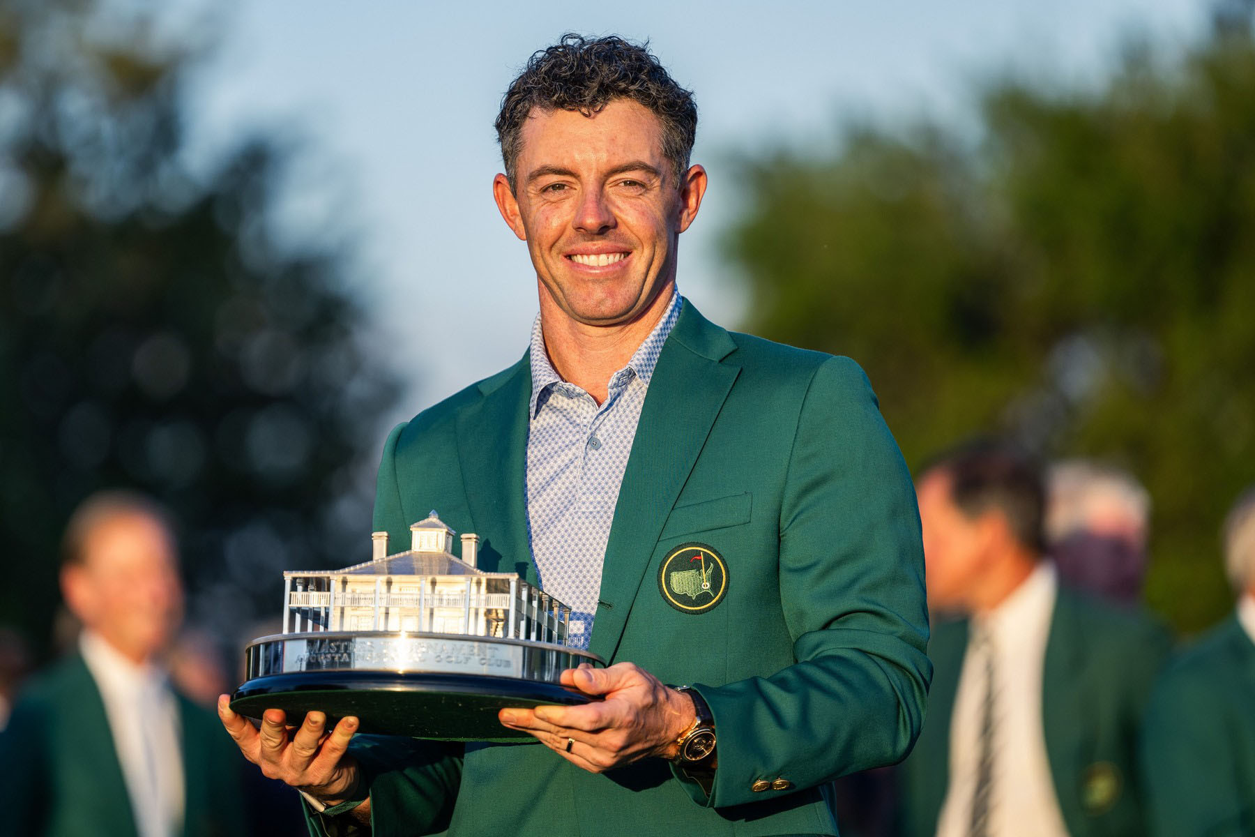 Rory McIlroy oslavuje své druhé vítězství na turnaji Masters 2026 v Augustě.