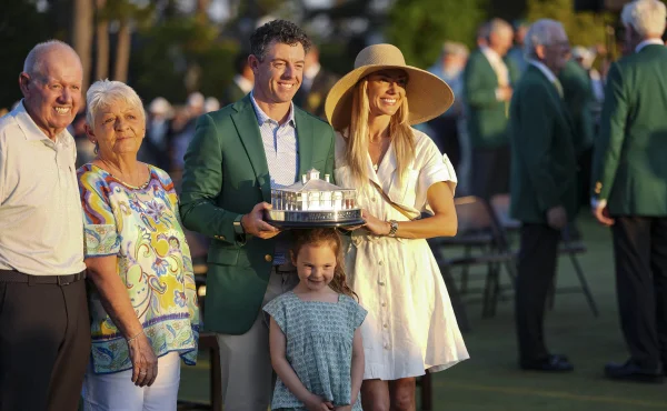 McIlroy to dokázal. Obhájil Masters a vstoupil do dějin. Jack Nicklaus se klaní