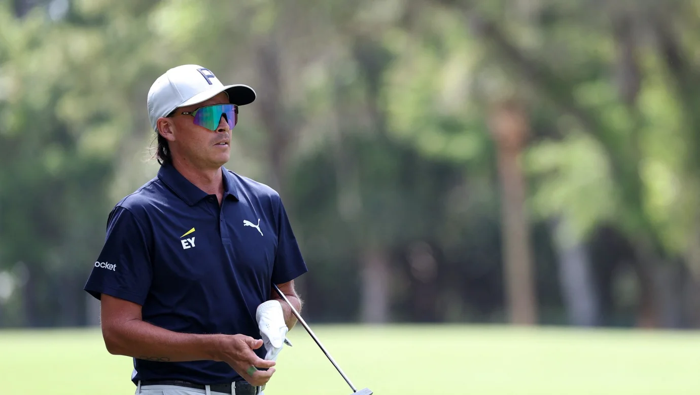 Video: Rickie Fowler svým magickým golfovým úderem ohromil diváky RBC Heritage