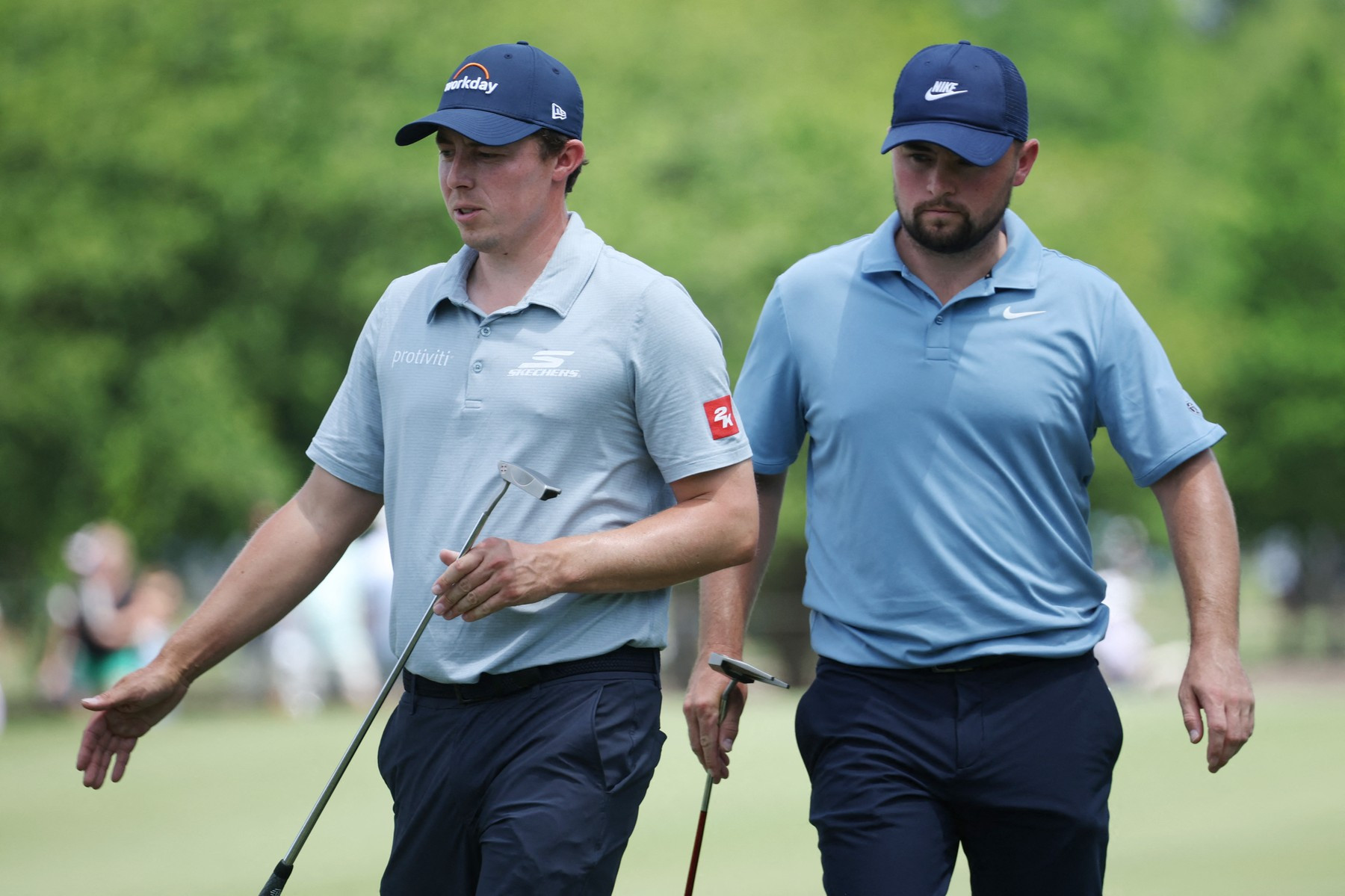 Matt Fitzpatrick (vlevo) a jeho bratr Alex září na turnaji Zurich Classic v New Orleans