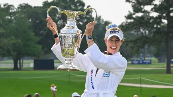 Nelly Korda, golfistka s českými kořeny, ovládla major a opět usedla na golfový trůn