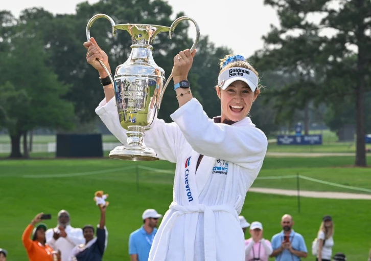 Nelly Korda, golfistka s českými kořeny, ovládla major a opět usedla na golfový trůn