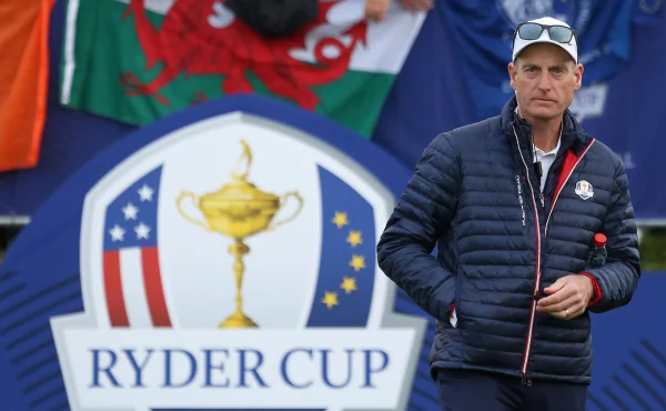 Tiger Woods je zpět v USA. Kapitán Furyk s ním počítá do amerického týmu Ryder Cupu