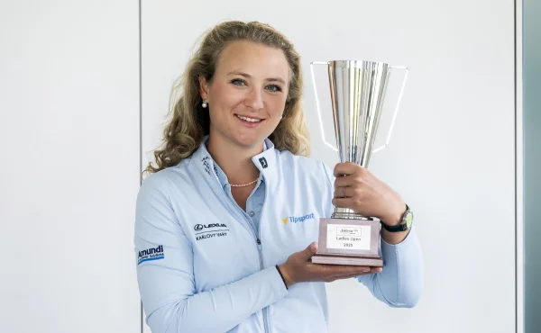 Sára Kousková se vrací tam, kde začal její příběh šampionky – do Evianu