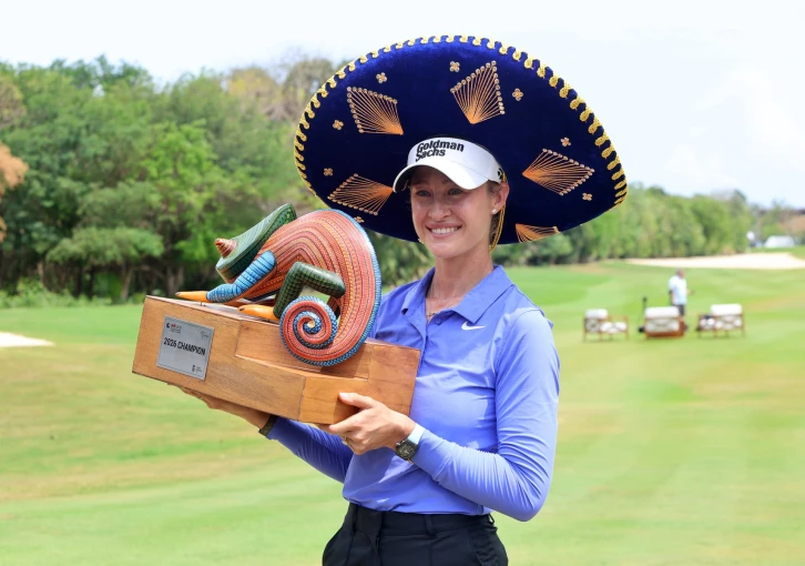 Nezastavitelná Nelly Korda! V Mexiku vyhrála 18. titul, navzdory ztracenému míčku