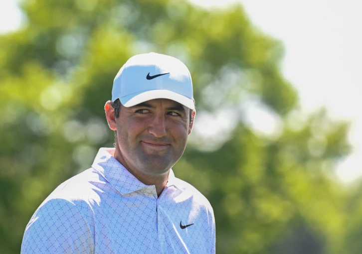 Scottie Scheffler ma spadeno na McIlroye. Už i manželka ho nazývá králem poražených