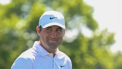Scottie Scheffler ma spadeno na McIlroye. Už i manželka ho nazývá králem poražených