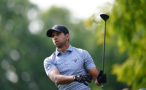 Aaron Rai vyhrál PGA Championship, přepsal dějiny a podepsal fanouškovo miminko