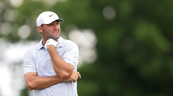 Scottie Scheffler vydělává víc než Rory McIlroy. Proč je tedy psychicky na dně?