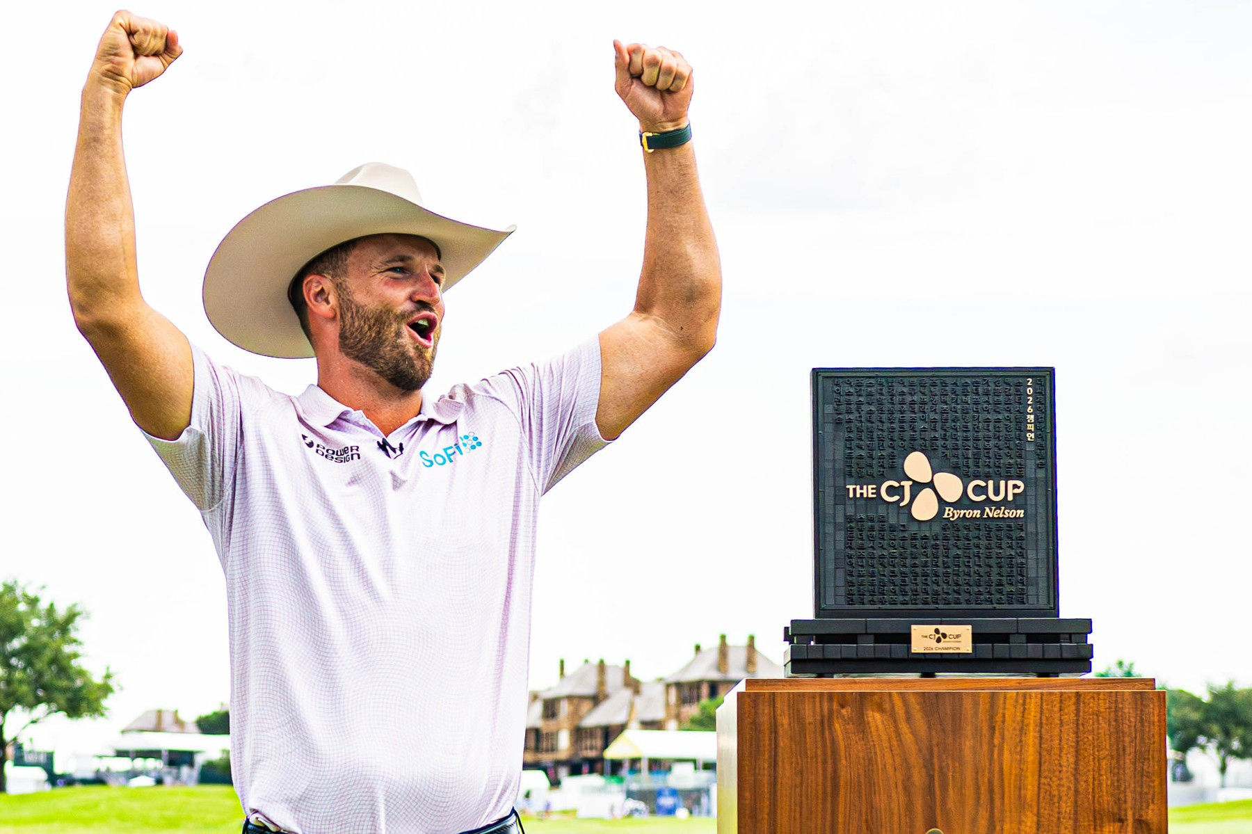 Wyndham Clark ovládl turnaj CJ Cup Byron Nelson s rekordních skóre 30 ran pod par