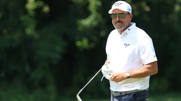 Proč Phil Mickelson zmizel z golfové scény? Nová svědectví mění pohled na legendu