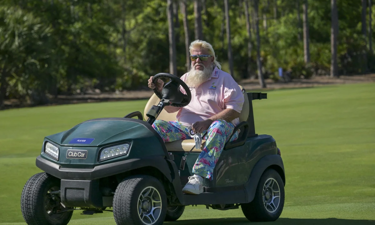 Golfový rebel John Daly ukázal, co dnešnímu YouTube golfu zoufale chybí