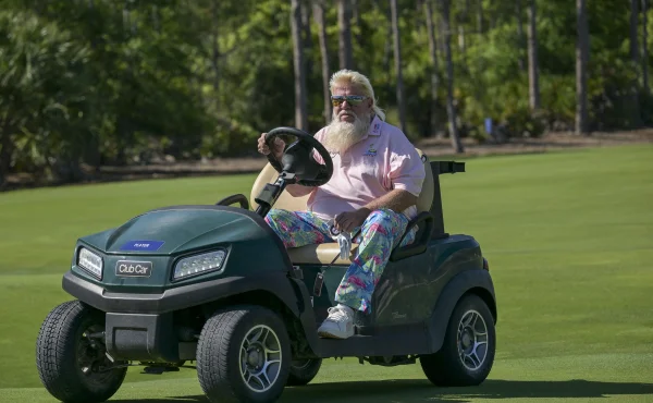 Golfový rebel John Daly ukázal, co dnešnímu YouTube golfu zoufale chybí