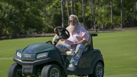 Golfový rebel John Daly ukázal, co dnešnímu YouTube golfu zoufale chybí