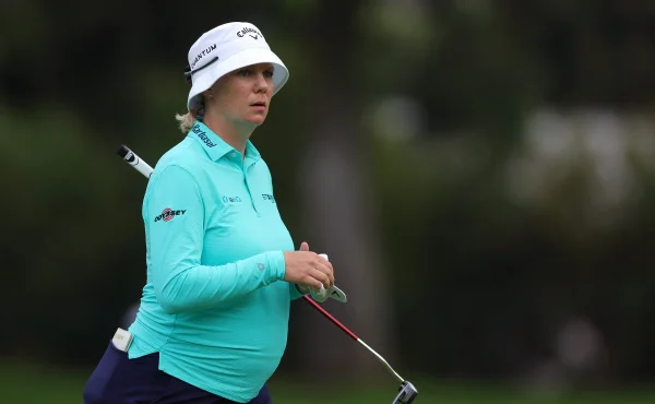 Video: U.S. Open odehrála v 7. měsíci těhotenství! Madelene šokuje golfový svět