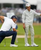 Sedmnáctiletý golfista Miles Russell vtrhl na US Open. Hvězdy jen lapají po dechu