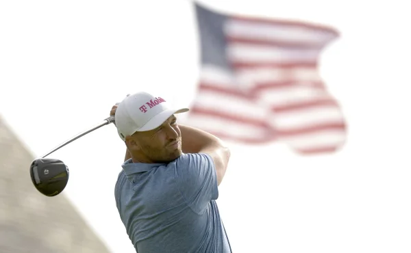 Wyndham Clark dominuje US Open: Od demolice šaten k historickému náskoku