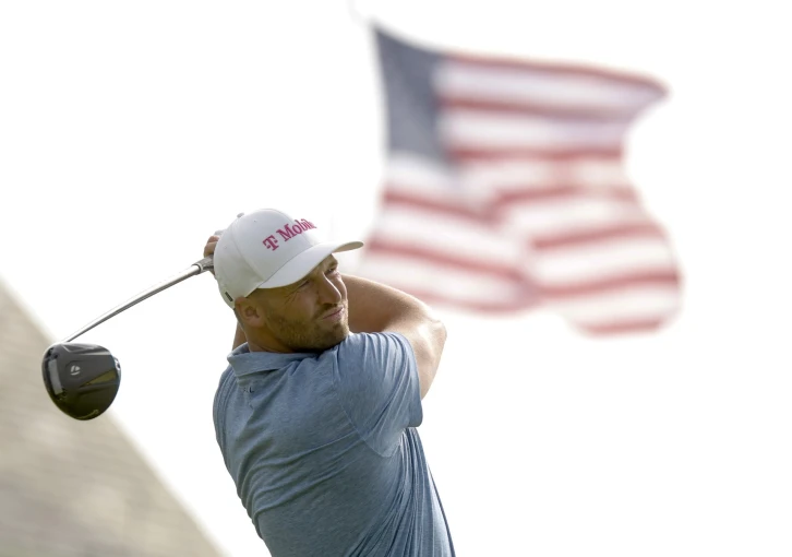 Wyndham Clark dominuje US Open: Od demolice šaten k historickému náskoku