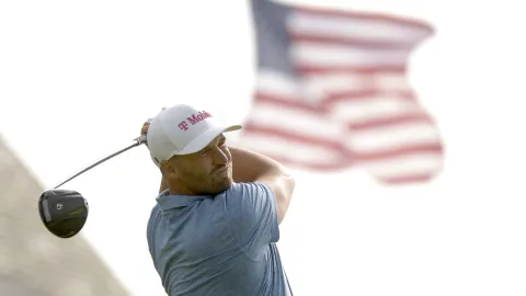 Wyndham Clark dominuje US Open: Od demolice šaten k historickému náskoku