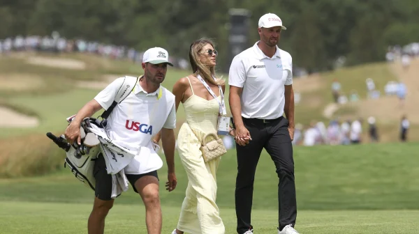 Tajná zbraň rekordmana US Open: Lídr Wyndham Clark nepoužívá týčka