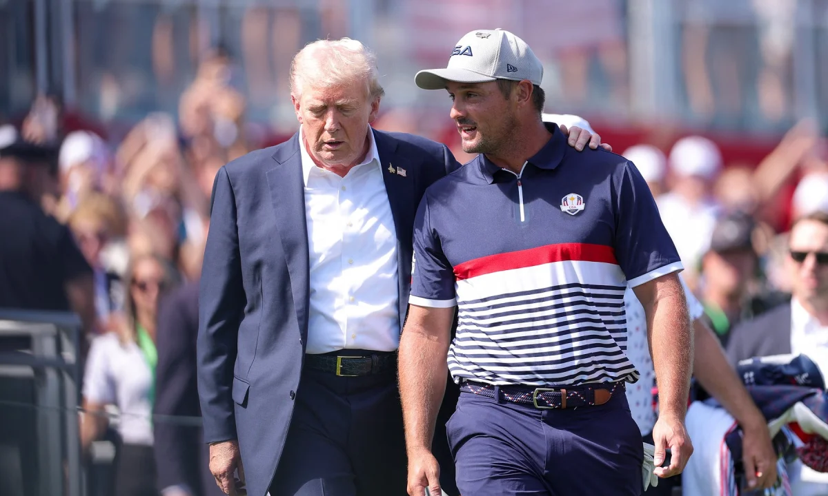 Skandál na The Open: DeChambeau chtěl do sporu s rozhodčími zatáhnout Donalda Trumpa