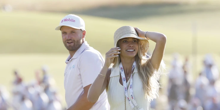 Golfový šampion Clark našel novou lásku. Krásná modelka Emily odhalila jejich příběh