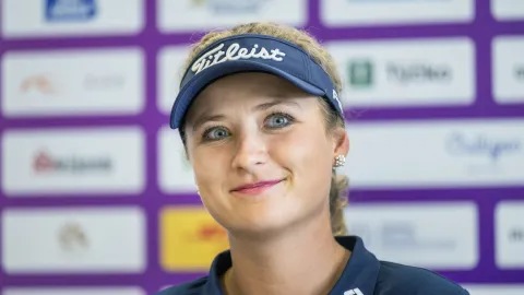 Sára Kousková prošla na majoru cutem, světová jednička Nelly Korda v Evianu končí