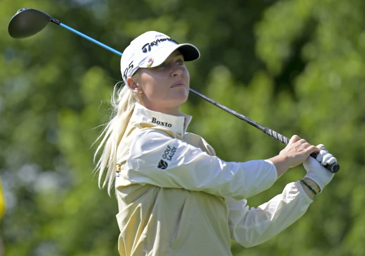 Video: Charley Hull poznala krutost skotského linksu. Na pětiparu zapsala devět ran