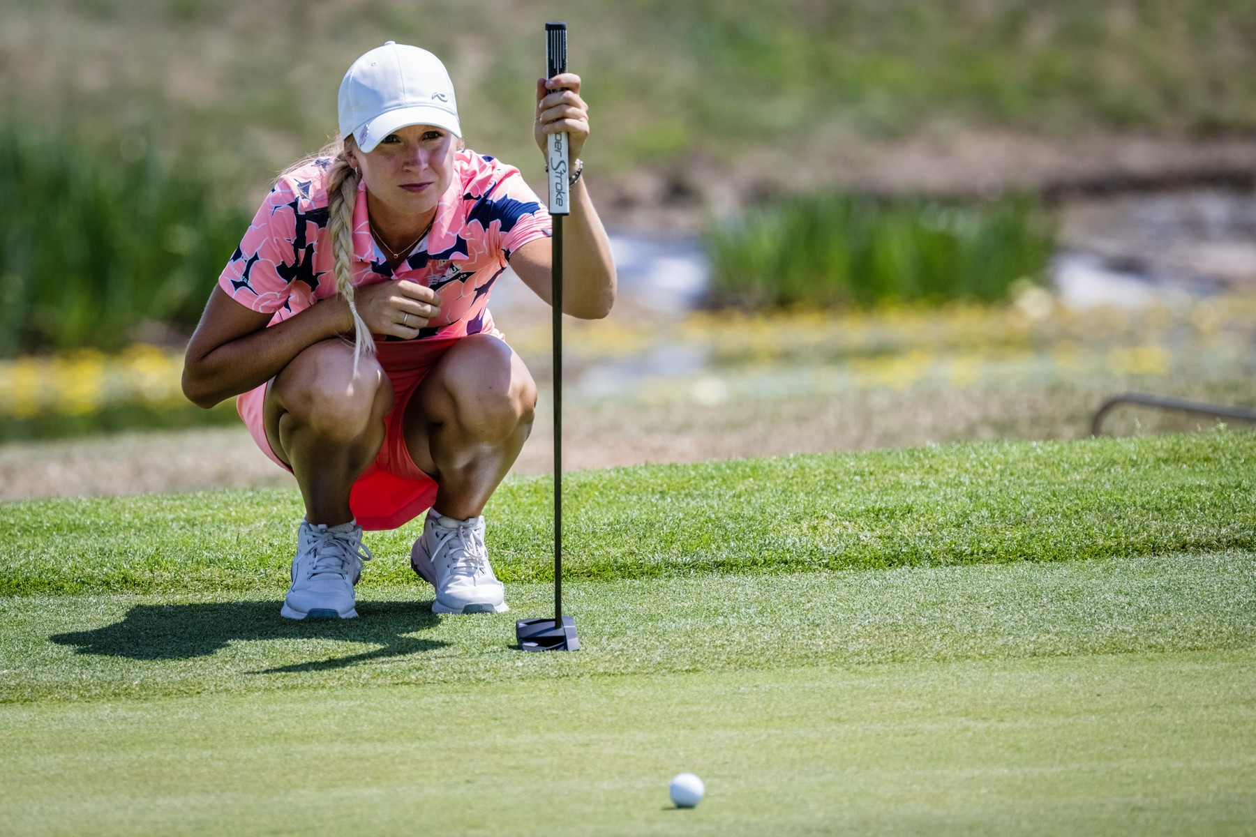 Tereza Zapletal Koželuhová slaví svůj první profesionální titul. Česká golfistka ovládla Women's English Open a poprvé zvítězila na okruhu LET Access Series