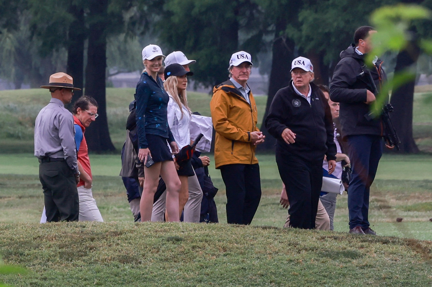Donald Trump při návštěvě areálu East Potomac Golf Links, který chce rozsáhlou rekonstrukcí proměnit v jedno z nejlepších veřejných golfových hřišť na světě