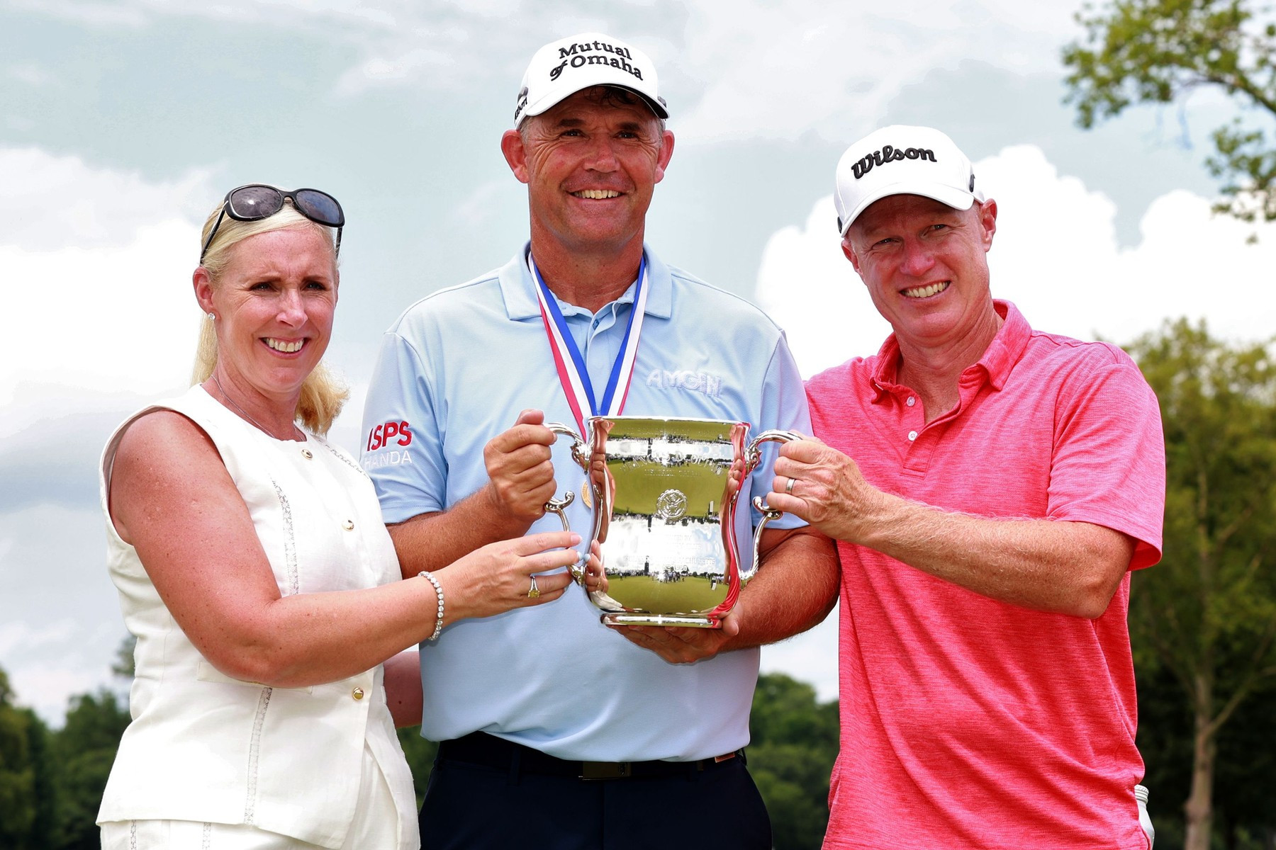 Pádraig Harrington ovládl U.S. Senior Open potřetí v kariéře a vyrovnal rekord turnaje starý více než 40 let