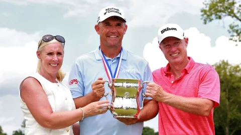 Pádraig Harrington přepsal dějiny U.S. Senior Open a vyrovnal rekord starý 40 let