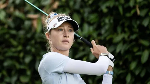 Video: „Můžu si je vzít na major?“ Nelly Korda si zamilovala historické hole
