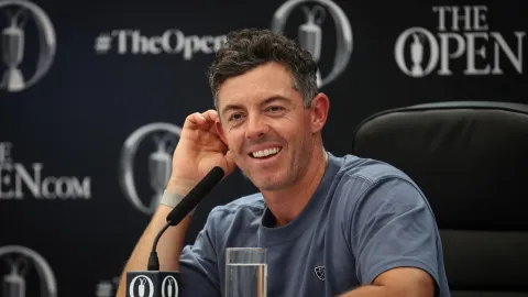 Rory McIlroy vítá nové partnerství s Asian Tour, LIV Golf čelí existenční hrozbě
